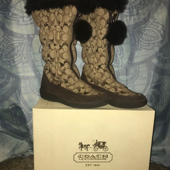 Coach Theona Sig. Rabbit Fur - Picture 2 of 6